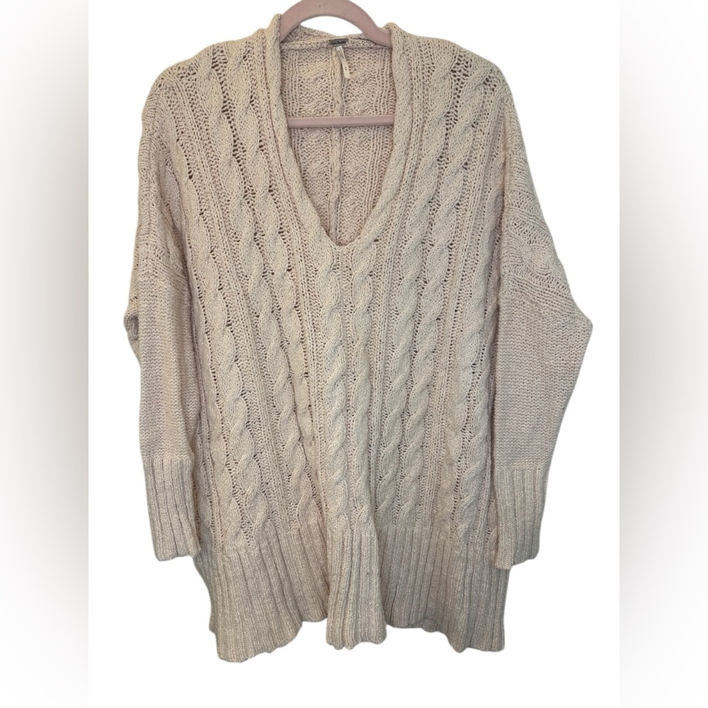 Soft Cable Knit V-Neck Sweater - Light Pink - Picture 3 of 7
